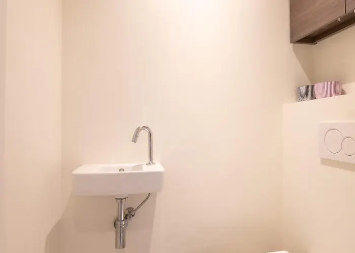 Amazing For 8 With Parking Space * Ostend