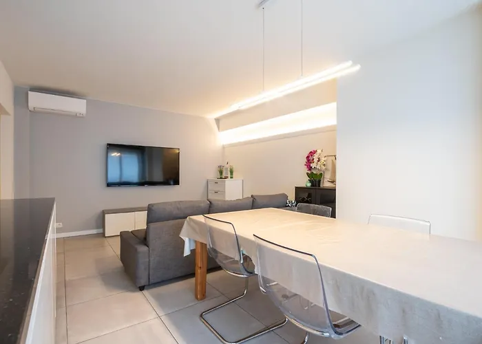 Apartment Amazing For 8 With Parking Space *