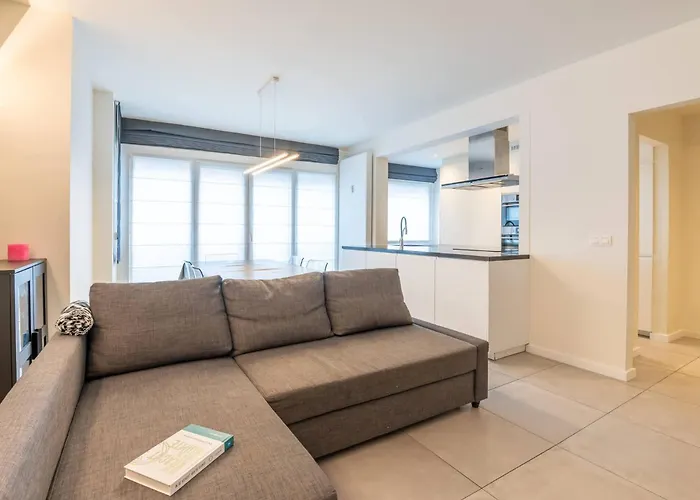 Amazing For 8 With Parking Space Appartement Oostende